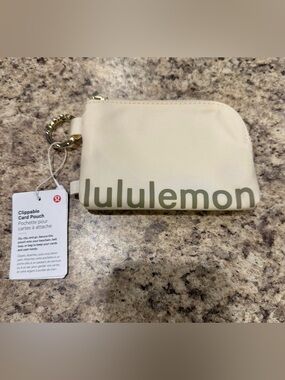 lululemon athletica Clippable Pouch Buttercream and Sheer Oak